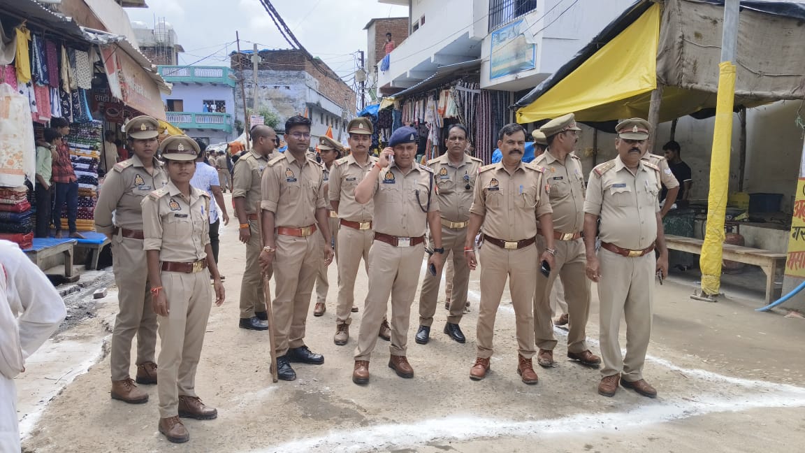 कड़ी सुरक्षा के बीच निकला जन्माष्टमी का जुलूस, जगह-जगह स्वागत