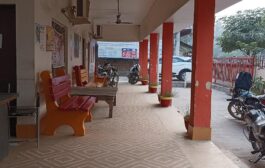 कोर्ट के आदेश के बाद निकाय किछौछा में शांतिपूर्वक हो रहे हैं दैनिक कार्य, नहीं दिखी चेयरमैन ( निष्कासित ) की गाड़ी और नहीं दिखे समर्थक