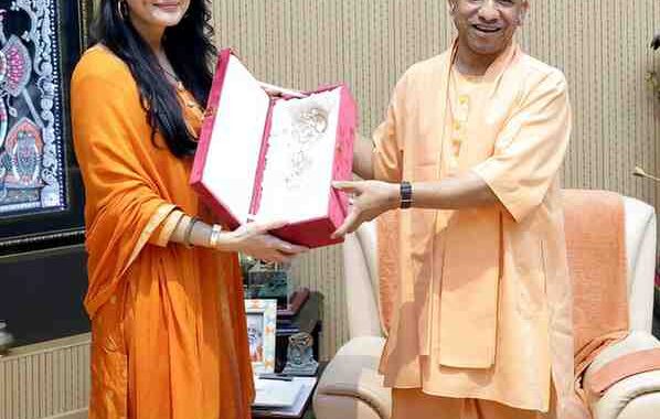 योगी से मिले सनी देओल और प्रीति जिंटा