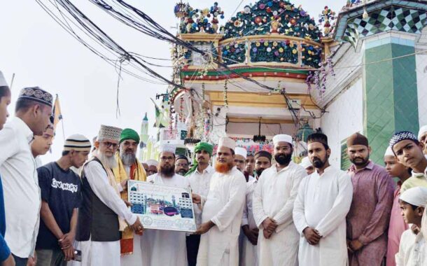 किछौछा दरगाह : मदरसा टीचर्स एसोसिएशन के यूपी जनरल सेक्रेटरी ने की जियारत, गर्मजोशी से इस्तकबाल, मदरसों में सफाई का रहे बेहतर इंतेजाम